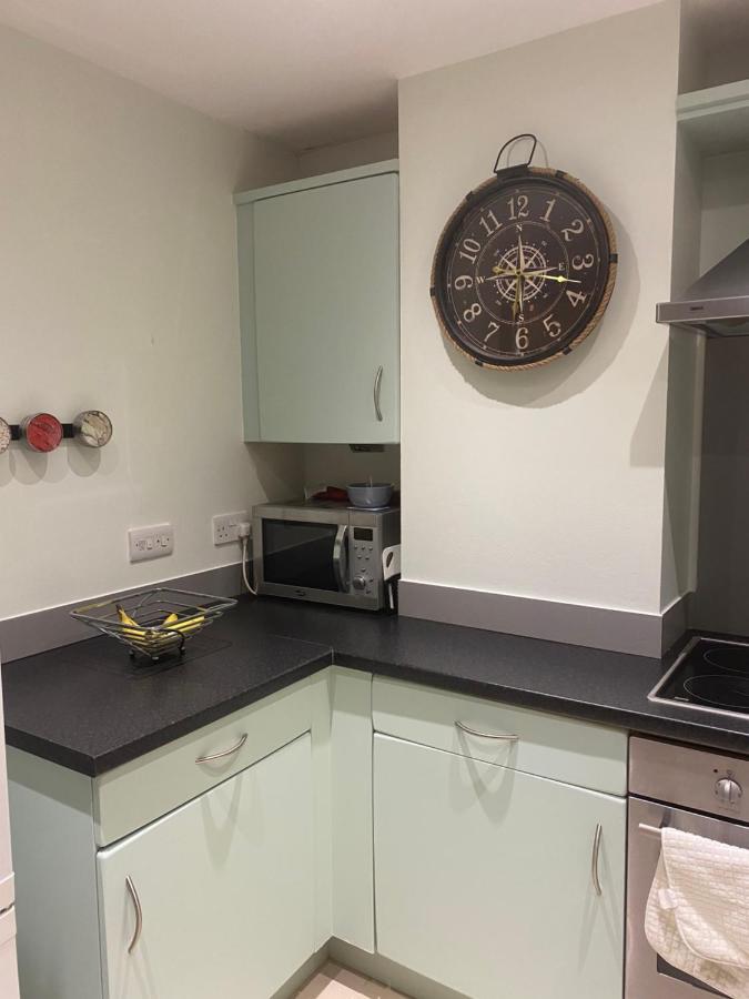 Stunning Marina apartment location location location Gosport Esterno foto