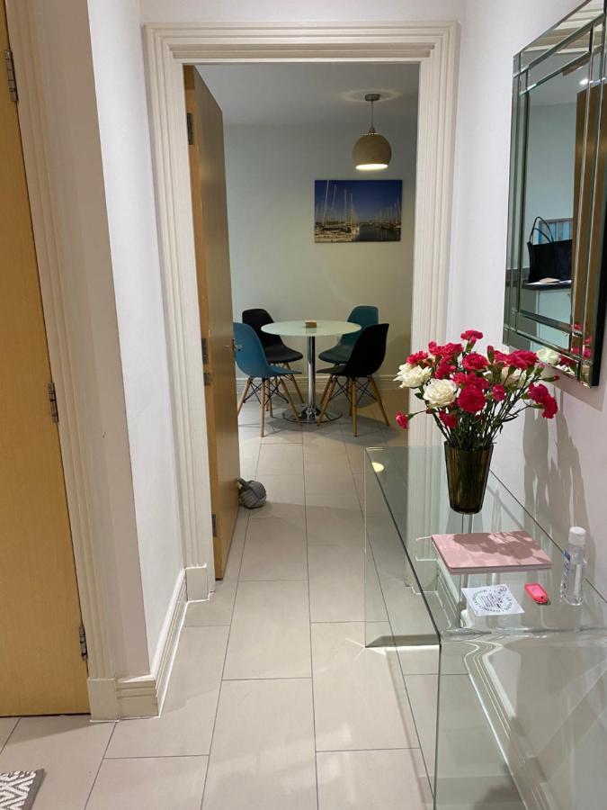 Stunning Marina apartment location location location Gosport Esterno foto