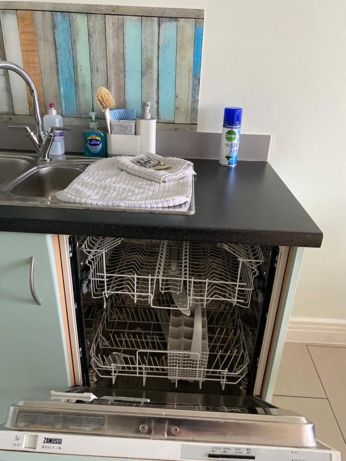 Stunning Marina apartment location location location Gosport Esterno foto